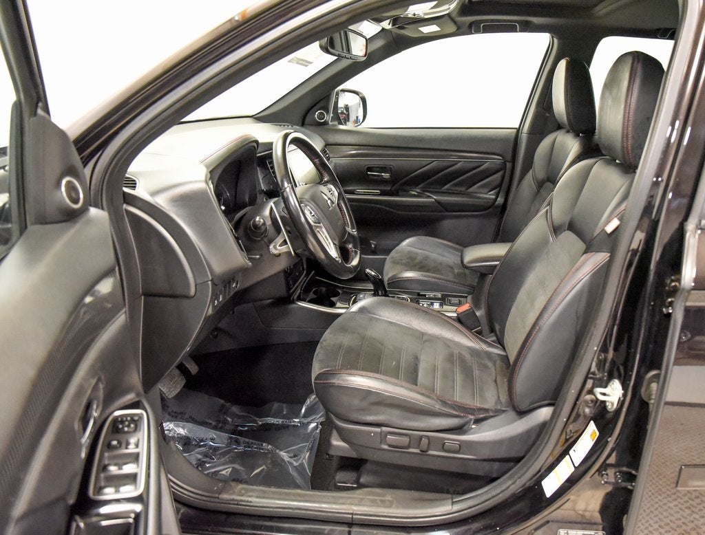 2021 Mitsubishi Outlander PHEV LE