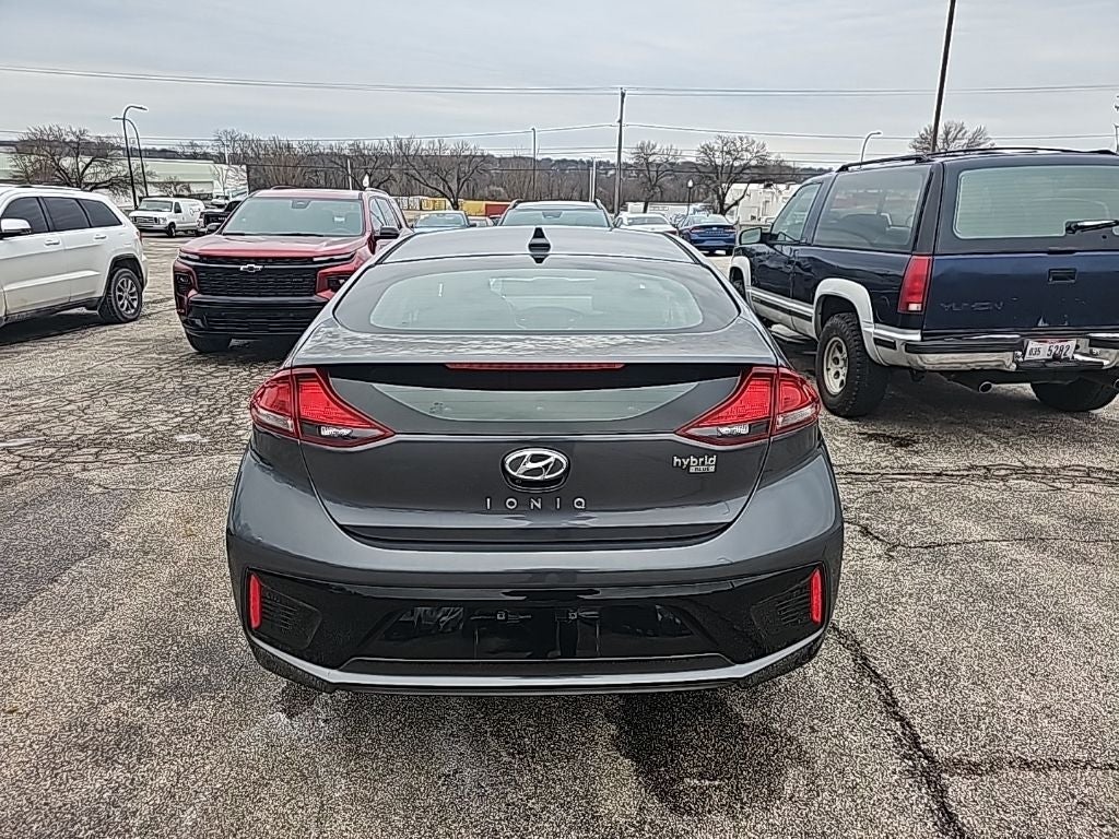 2018 Hyundai Ioniq Hybrid Blue