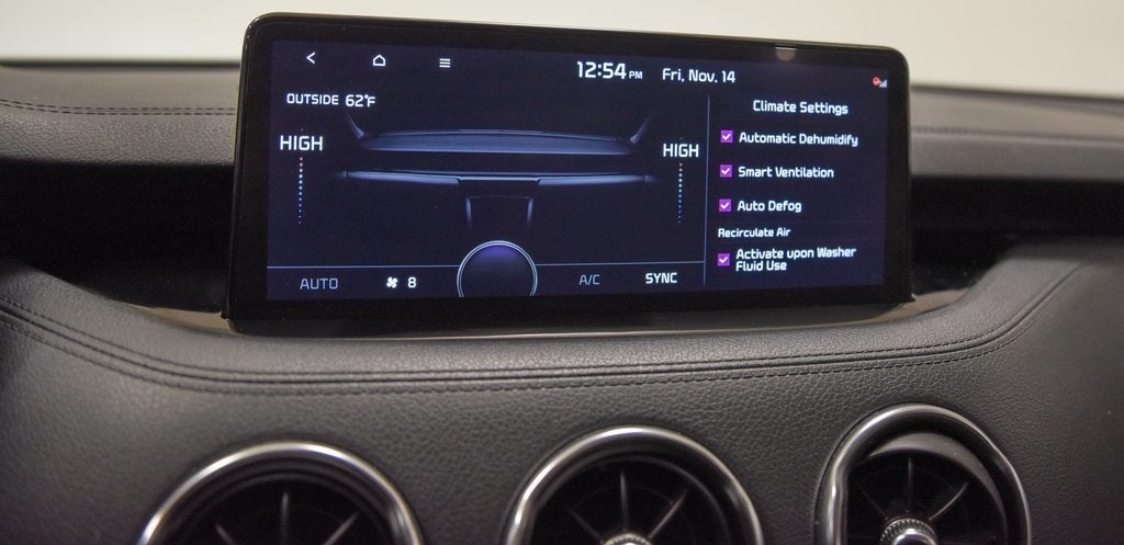 2023 Kia Stinger GT-Line