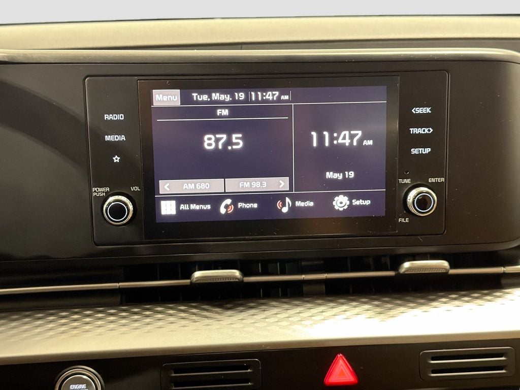 2024 Kia Carnival LX