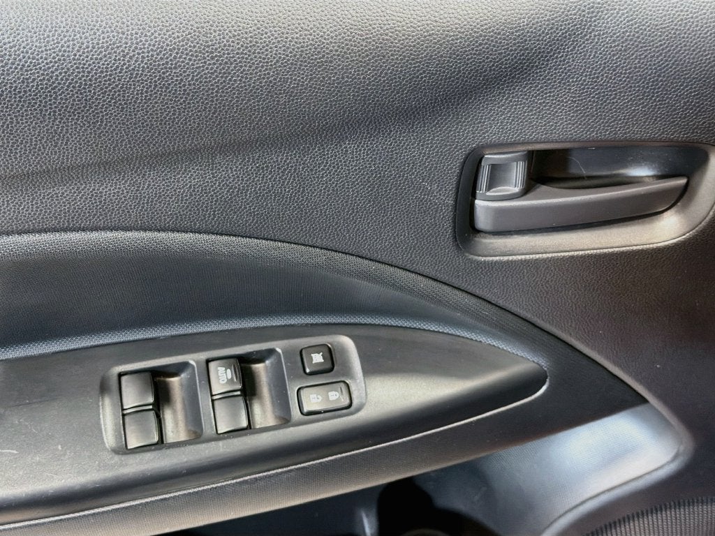 2024 Mitsubishi Mirage Base