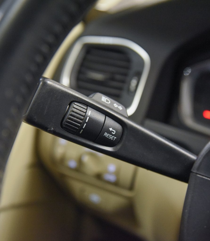 2015 Volvo V60 T5 Premier Plus