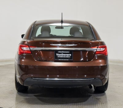 2013 Chrysler 200 Touring