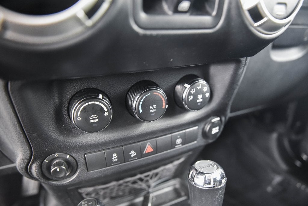 2018 Jeep Wrangler JK Unlimited Sahara