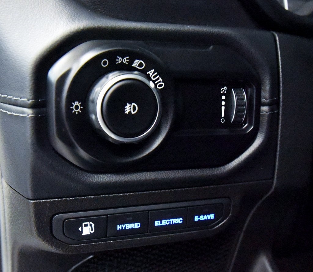 2024 Jeep Wrangler Sahara 4xe