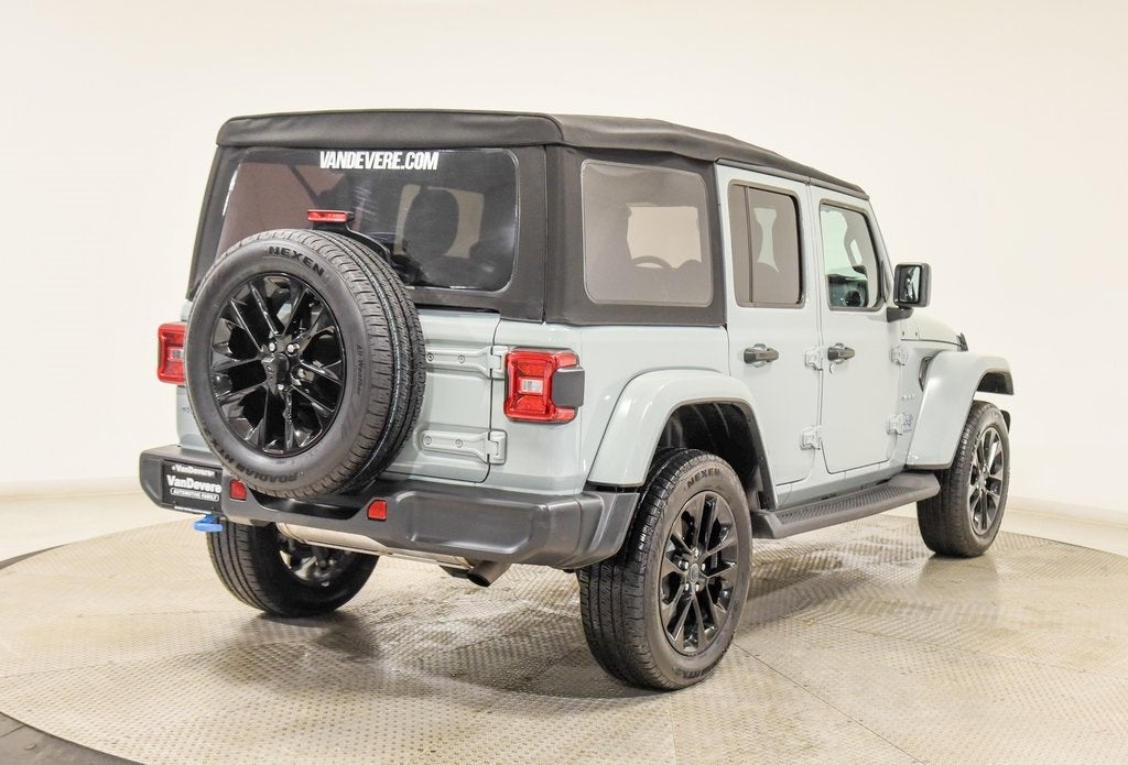 2024 Jeep Wrangler Sahara 4xe