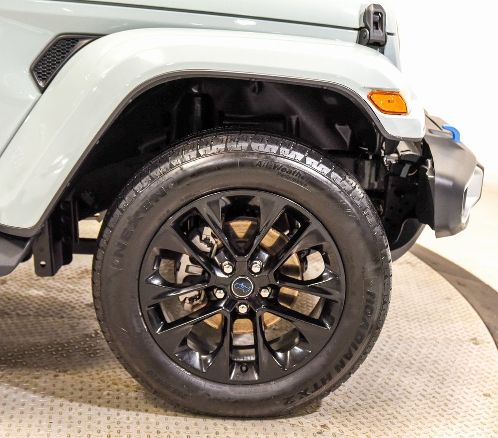 2024 Jeep Wrangler Sahara 4xe
