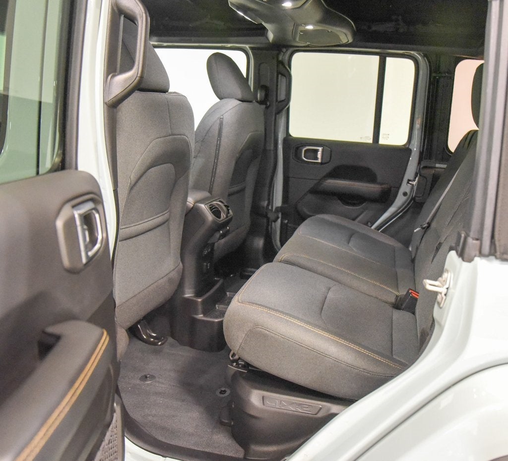 2024 Jeep Wrangler Sahara 4xe