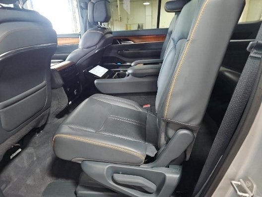 2022 Jeep Grand Wagoneer Series II