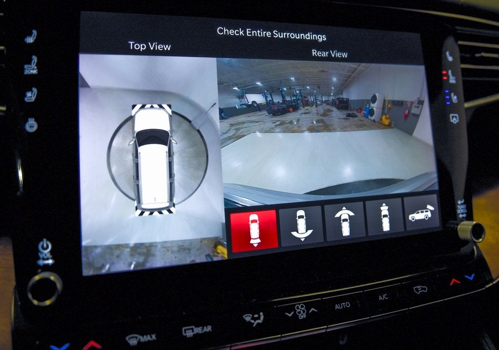 2022 Jeep Grand Wagoneer Series II