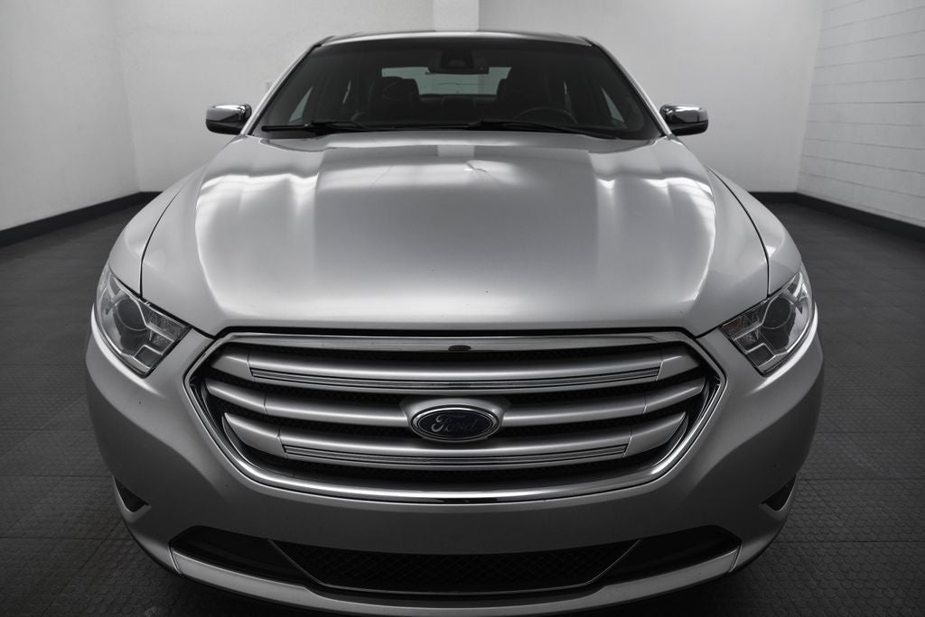 2019 Ford Taurus Limited