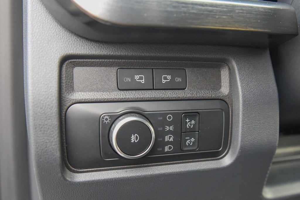 2024 Ford F-550SD Lariat DRW