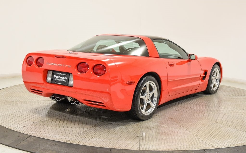 2004 Chevrolet Corvette Base