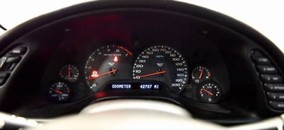 2004 Chevrolet Corvette Base