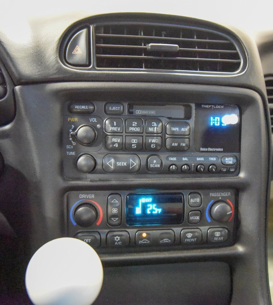 2004 Chevrolet Corvette Base