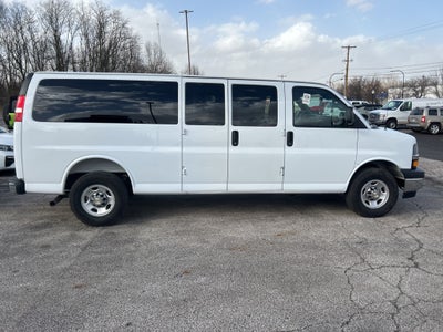 2025 Chevrolet Express 3500 LT Passenger