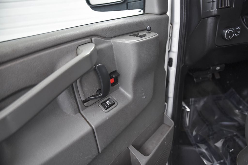 2018 Chevrolet Express 3500 LT Passenger