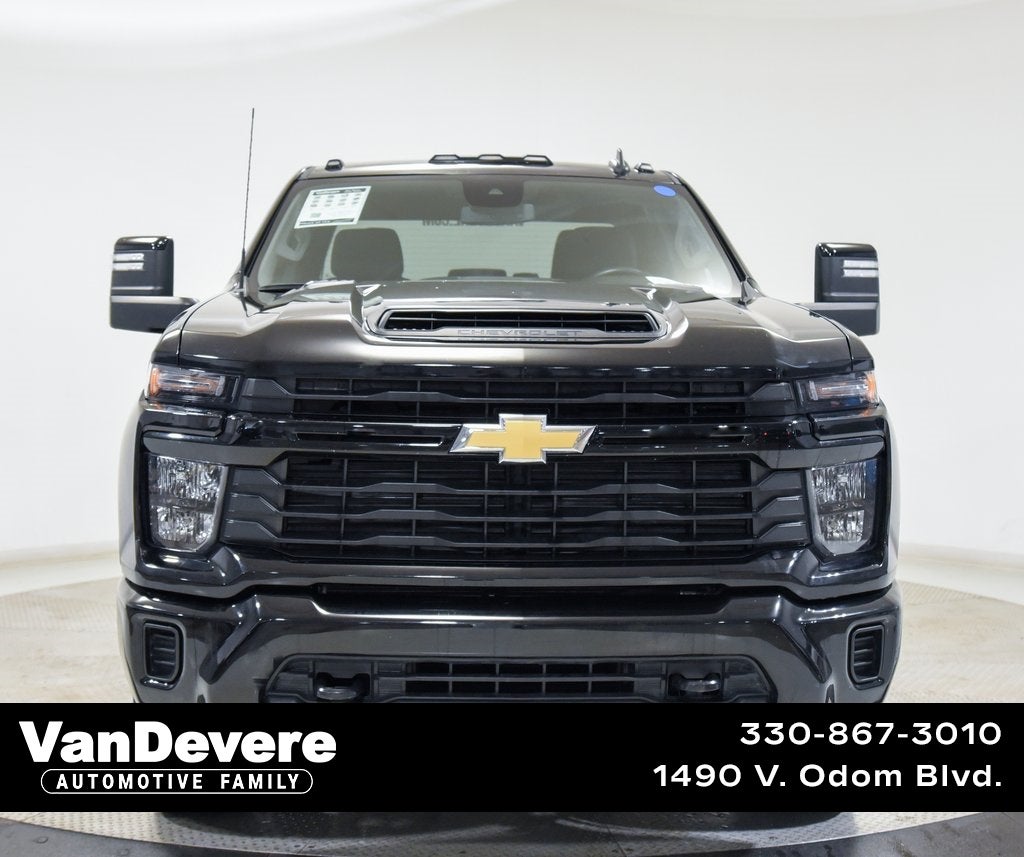 2024 Chevrolet Silverado 2500HD Custom