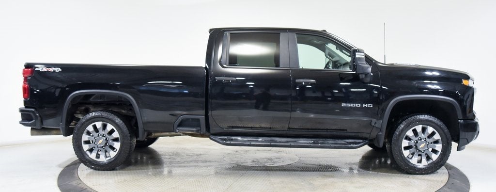 2024 Chevrolet Silverado 2500HD Custom