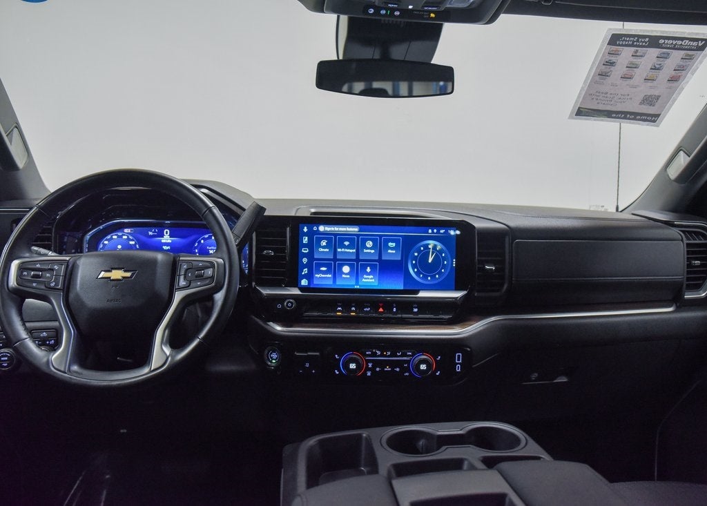 2025 Chevrolet Silverado 1500 LT LT1