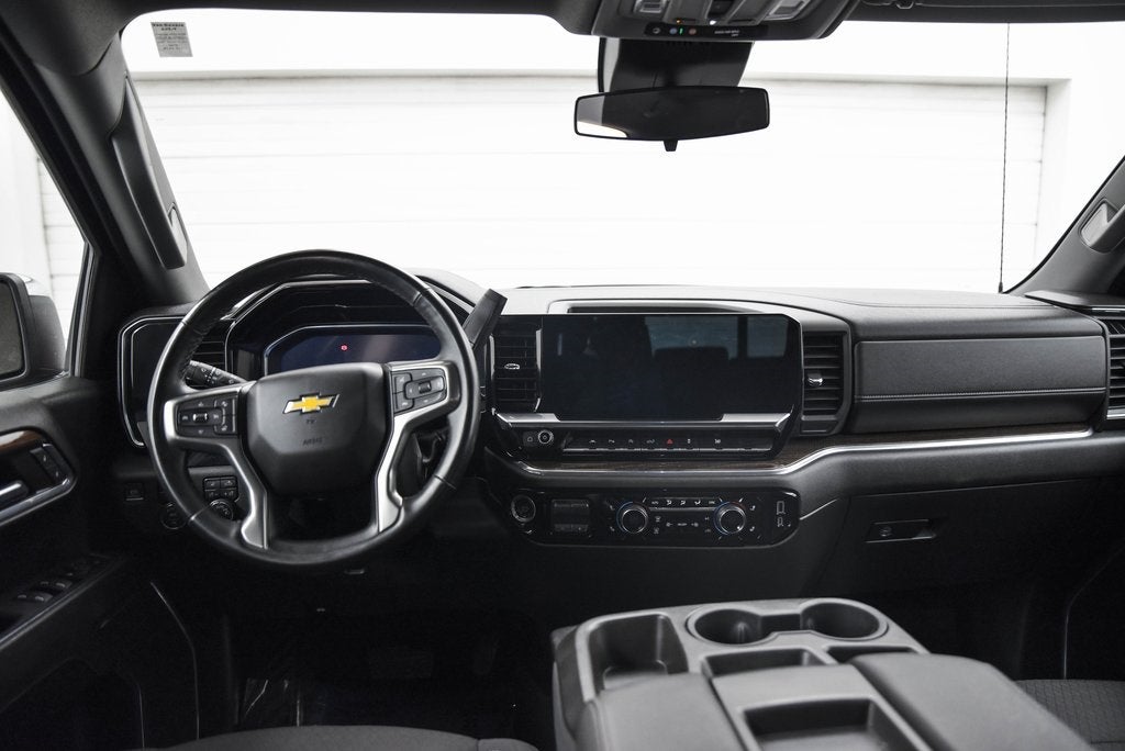 2023 Chevrolet Silverado 1500 LT LT1