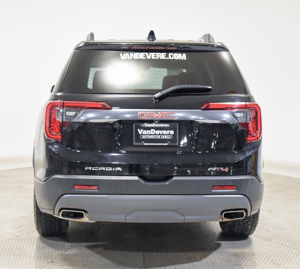 2023 GMC Acadia AT4