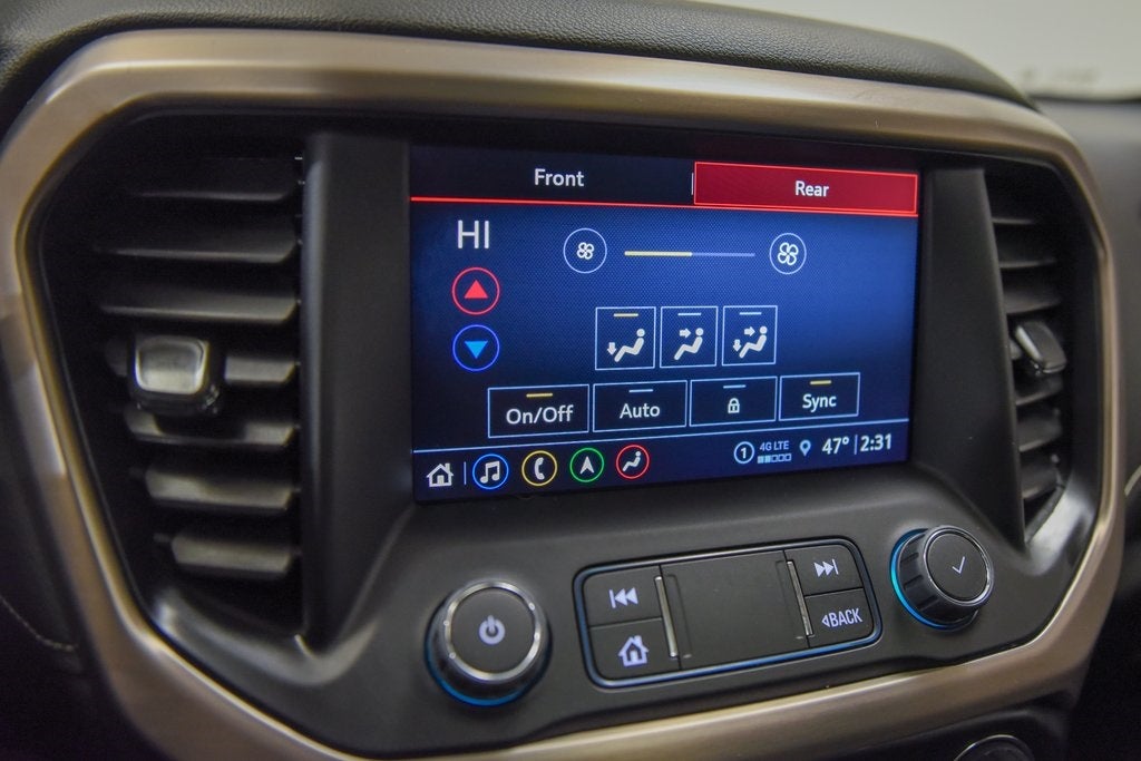 2023 GMC Acadia Denali