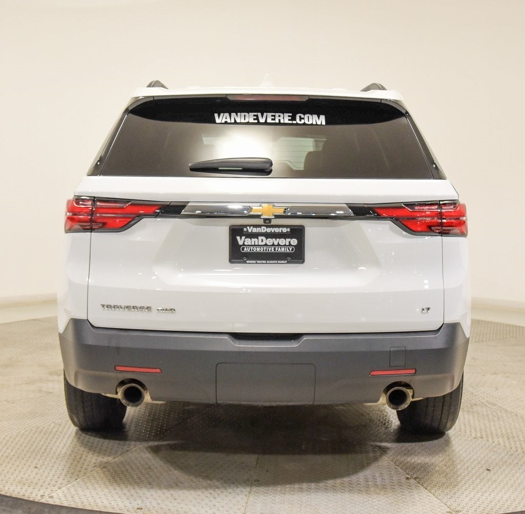 2023 Chevrolet Traverse LT Leather