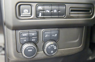 2023 Chevrolet Suburban LS