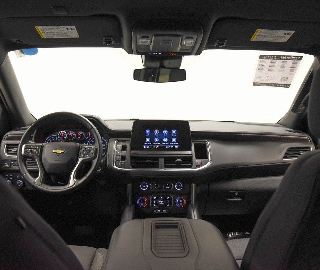 2023 Chevrolet Suburban LS