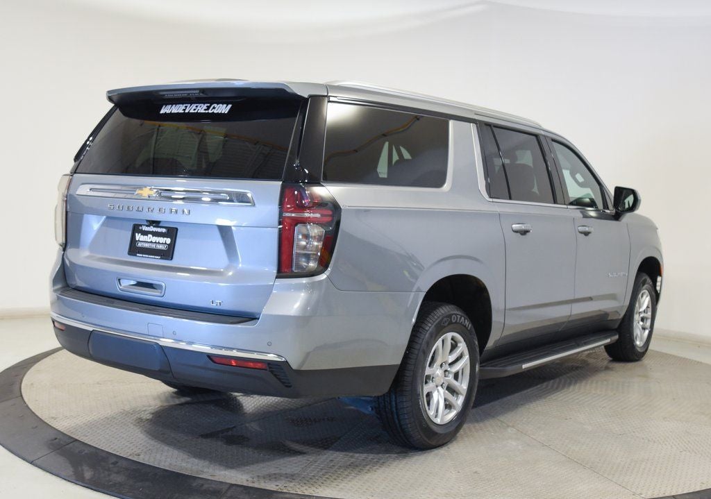 2024 Chevrolet Suburban LT