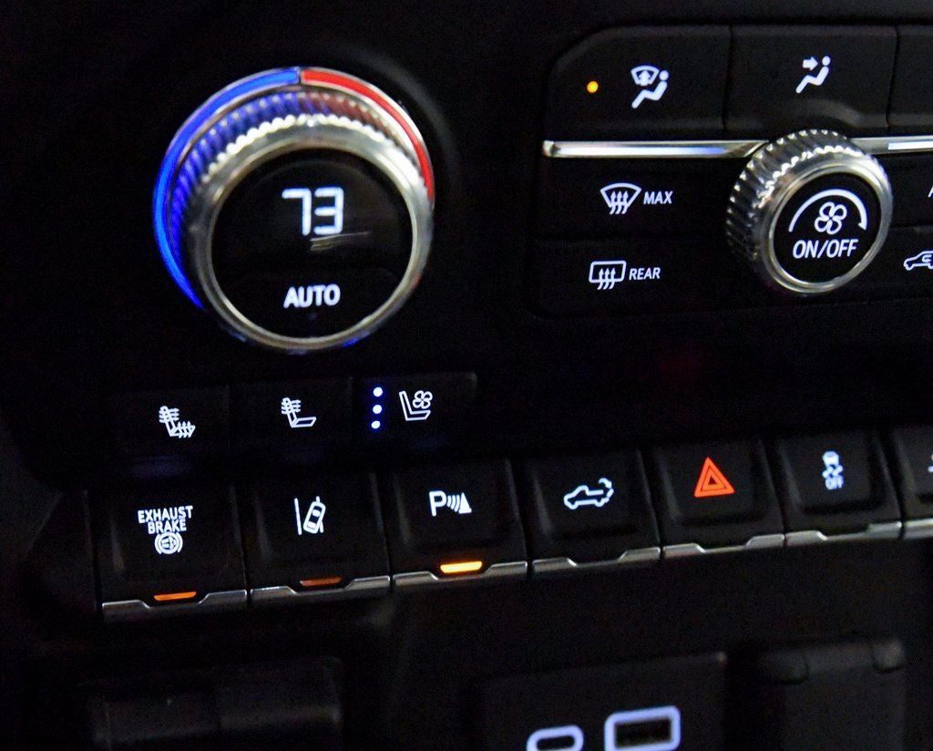 2023 GMC Sierra 3500HD Denali