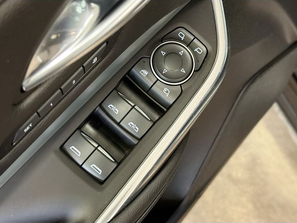 2020 Cadillac XT4 Premium Luxury