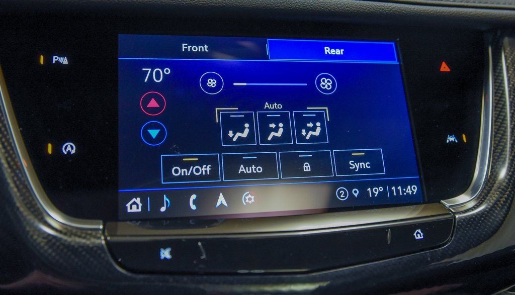 2023 Cadillac XT6 Sport