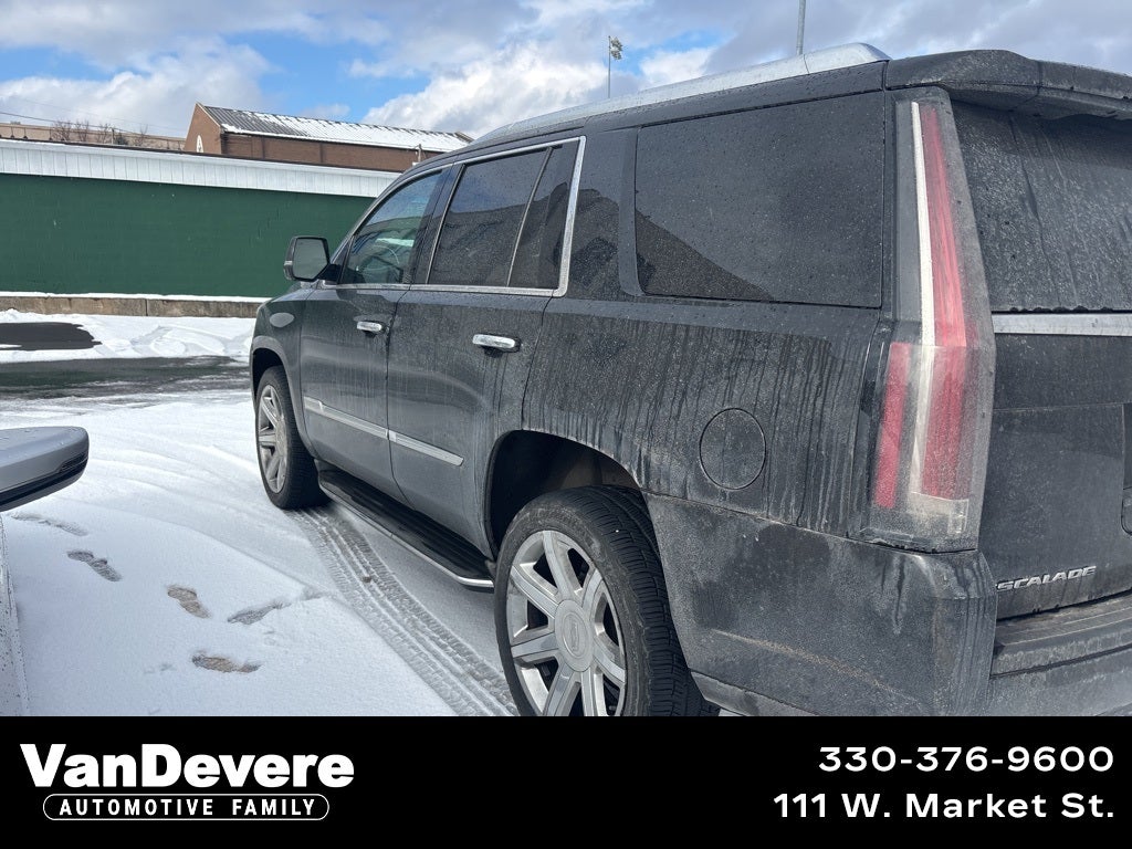 2016 Cadillac Escalade Luxury