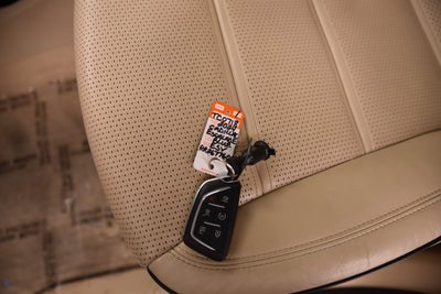 2024 Cadillac Escalade ESV Premium