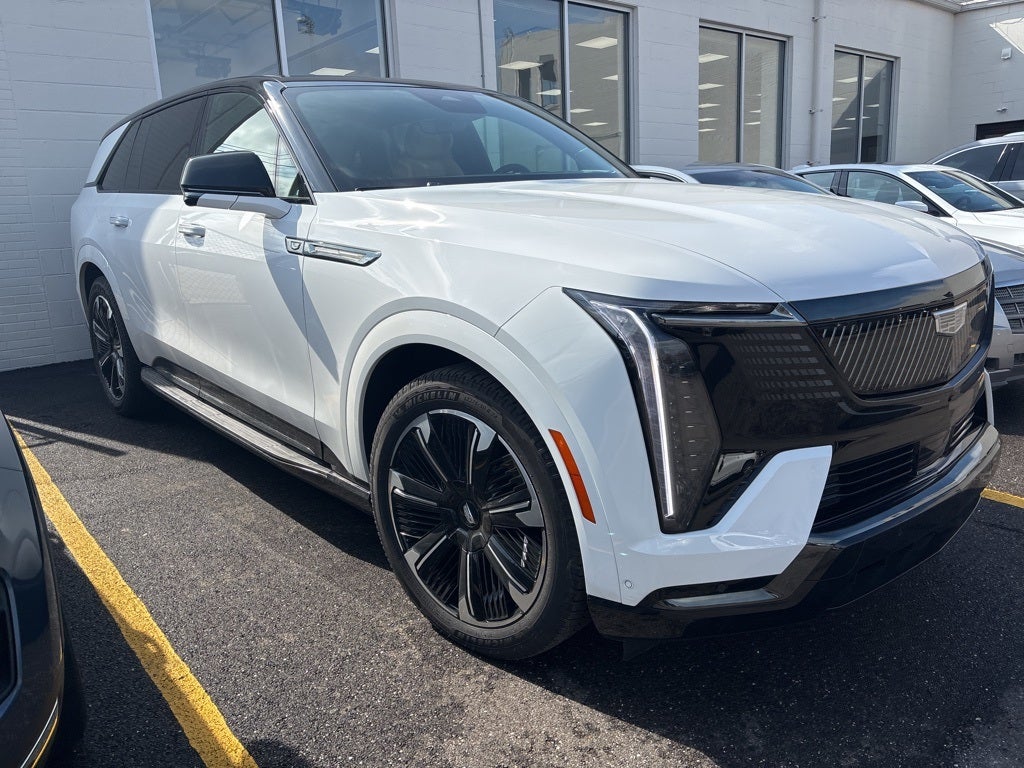 2025 Cadillac ESCALADE IQ Sport 2