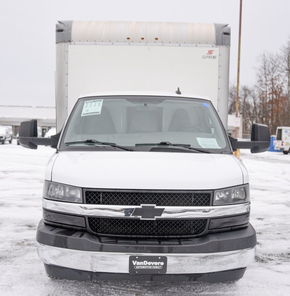 2019 Chevrolet Express 3500 Work Van Cutaway