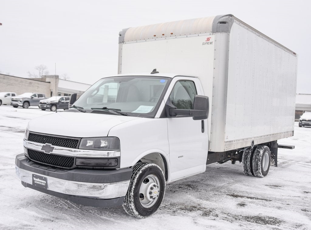 2019 Chevrolet Express 3500 Work Van Cutaway