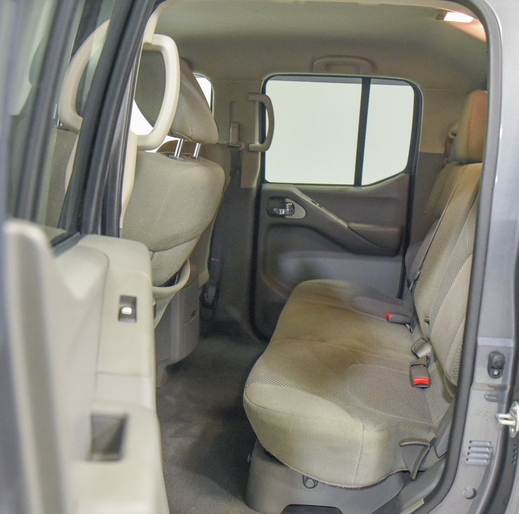 2021 Nissan Frontier SV