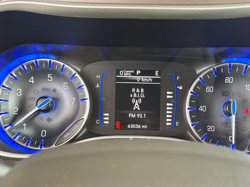 2023 Chrysler Voyager LX