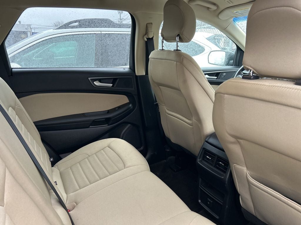 2019 Ford Edge SE