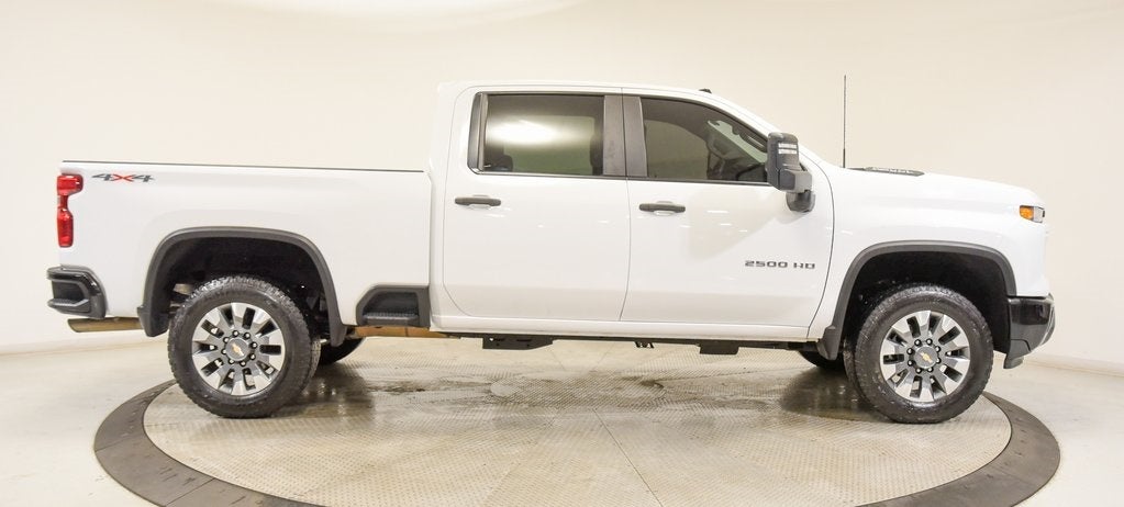 2024 Chevrolet Silverado 2500HD Custom
