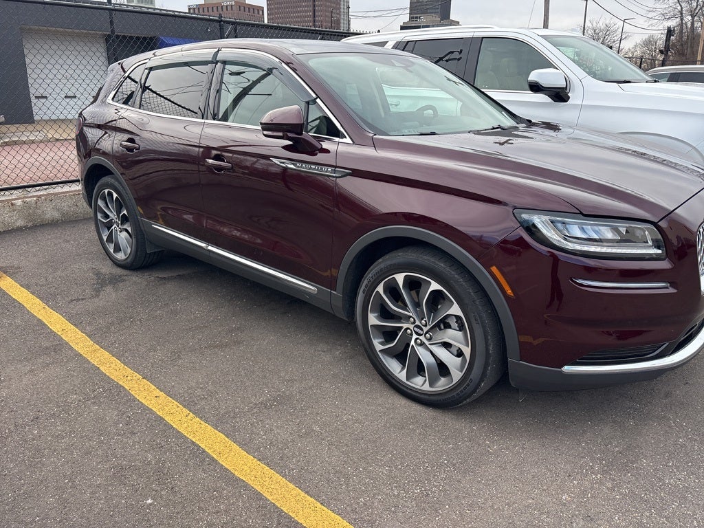 2022 Lincoln Nautilus Reserve