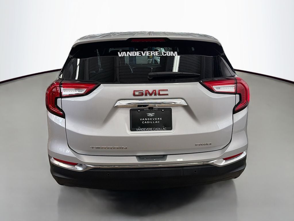 2022 GMC Terrain SLT