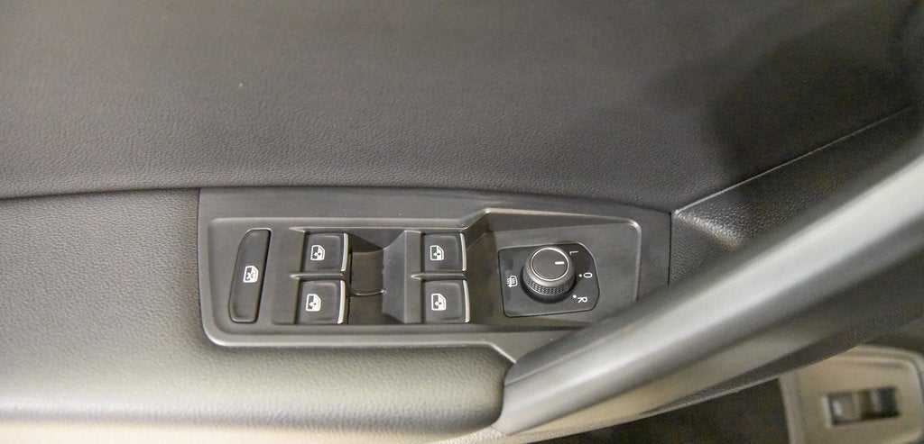 2021 Volkswagen Tiguan 2.0T SEL