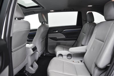 2018 Toyota Highlander Base