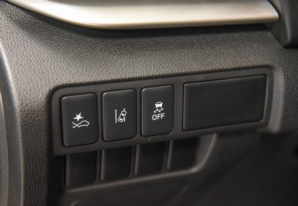 2024 Mitsubishi Eclipse Cross LE