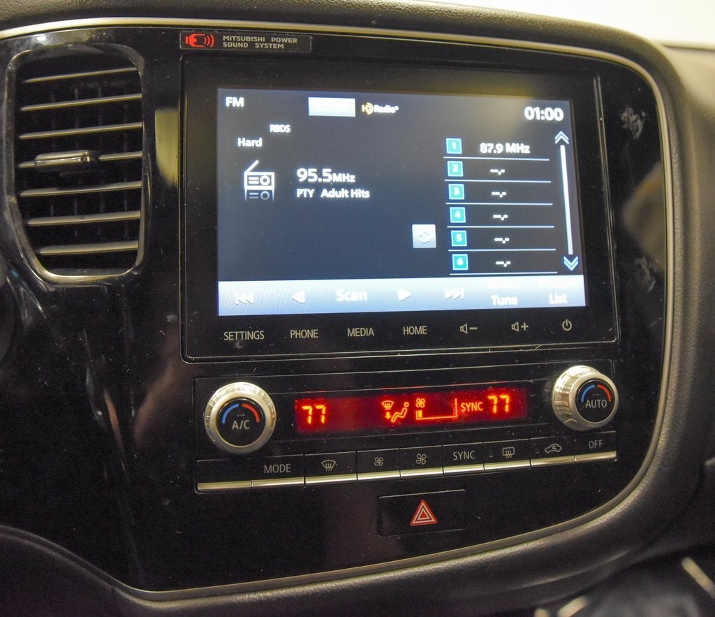 2021 Mitsubishi Outlander PHEV LE