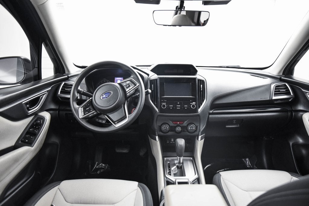 2023 Subaru Forester Base